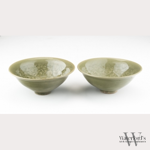 Pair of Yaozhou Celadon Hehe Er Xian Bowls