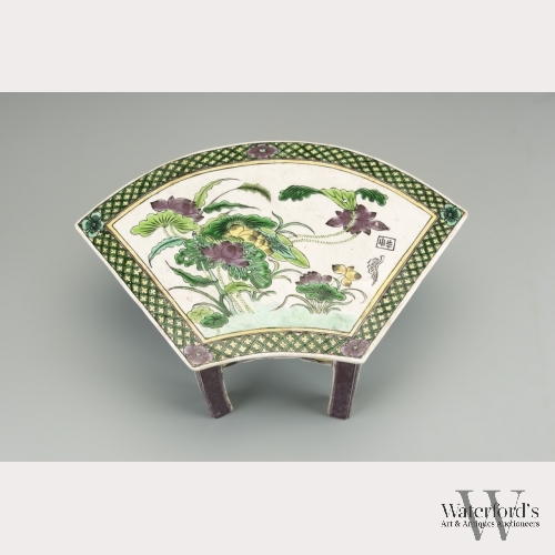 A Famille Verte Biscuit Porcelain Stand