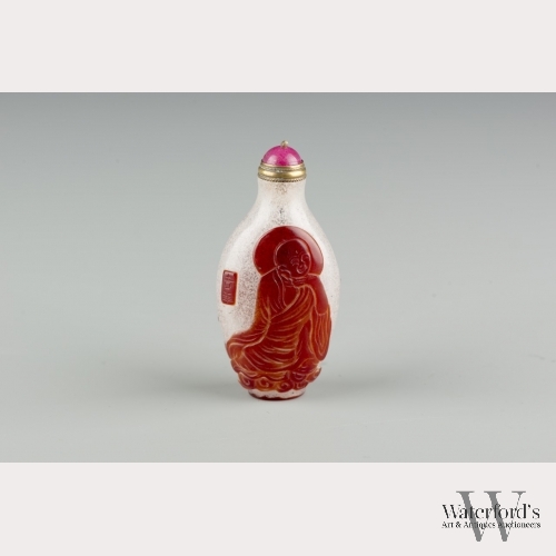 A Chinese Glass Snowflake Snuff Bottle