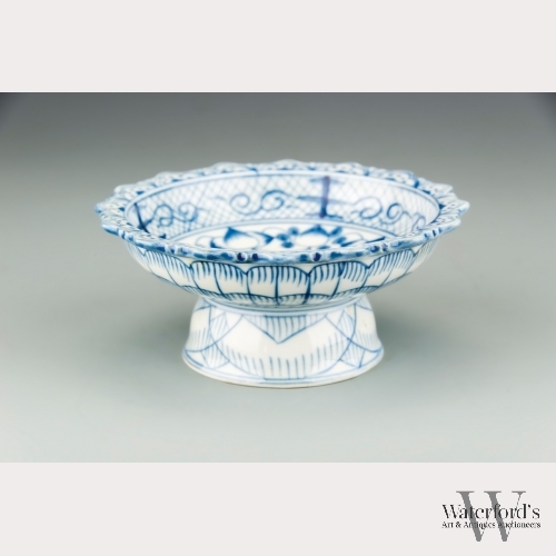 A Chinese Blue and White Porcelain Compote