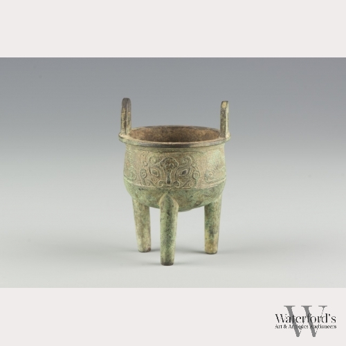 A Chinese Bronze Tripod Ding Vessel