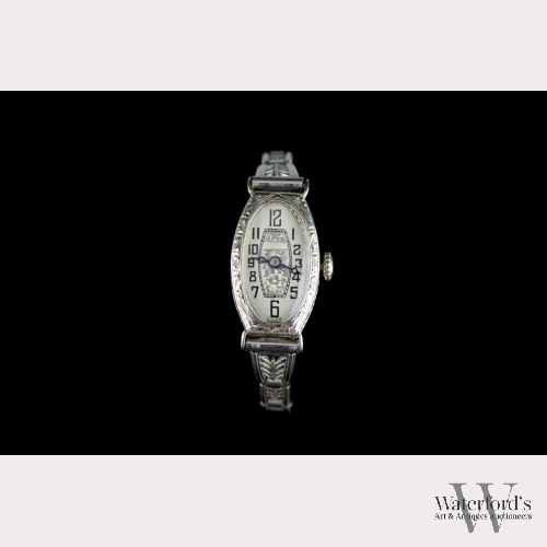 An 18k White Gold Women's Wrist Watch